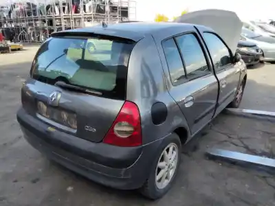 Здавання транспортного засобу renault clio ii fase ii (b/cb0) authentique року 2001 потужний 