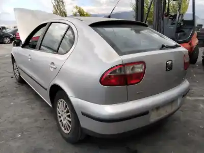 Sloopvoertuig seat                                               leon (1m1)                                                                                                                                                                                                                                                 1.6 16v                                                                                                                                                                                                                                                    van het jaar 0 aangedreven 