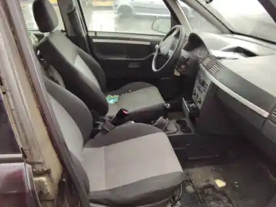 Vehicul casat opel meriva cosmo al anului 2001 alimentat 