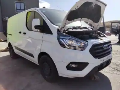 Scrapping Vehicle ford transit custom kombi 310 l1 tourneo titanium 149 cv / 110 kw of the year 2001 powered 