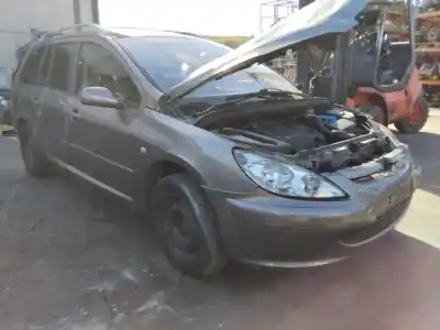 Scrapping Vehicle peugeot 307 break / sw (s1) break xs of the year 2001 powered 