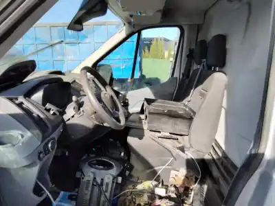 Scrapping Vehicle FORD TRANSIT CUSTOM KOMBI 300 L1 Ambiente 155 CV / 114 KW of the year 2001 powered 