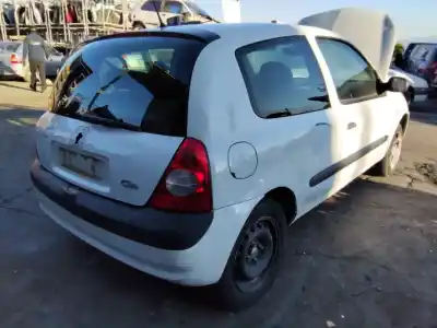 Здавання транспортного засобу renault clio ii fase ii (b/cb0) authentique року 2001 потужний 