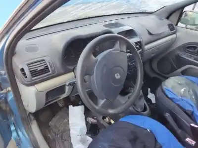 Утилизация автомобиля renault clio ii fase ii (b/cb0) base authentique 65 cv / 48 kw года 2001 питание 
