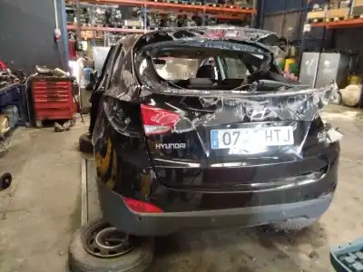 Veículo de Sucata hyundai ix35 comfort 2wd 116 cv / 85 kw do ano 2001 alimentado 