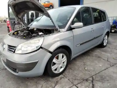 Scrapping Vehicle renault scenic ii grand luxe dynamique 120 cv / 88 kw of the year 2001 powered 