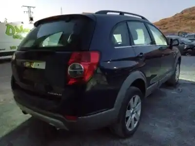 Veículo de Sucata chevrolet captiva 2.0 vcdi lt [2.0 ltr. - 110 kw diesel cat] do ano 2001 alimentado 