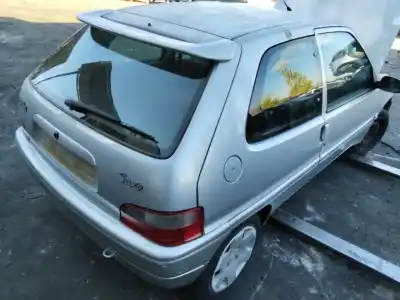 Veículo de Sucata citroen                                            saxo                                                                                                                                                                                                                                                        do ano 1999 alimentado 