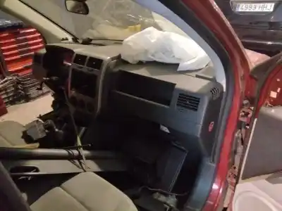 Sloopvoertuig jeep compass limited van het jaar 2001 aangedreven 