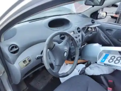 Veículo de Sucata toyota yaris (ncp1/nlp1/scp1) 1.0 linea sol do ano 2001 alimentado 1szfe