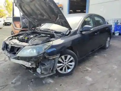 Sloopvoertuig renault latitude expression van het jaar 2001 aangedreven 