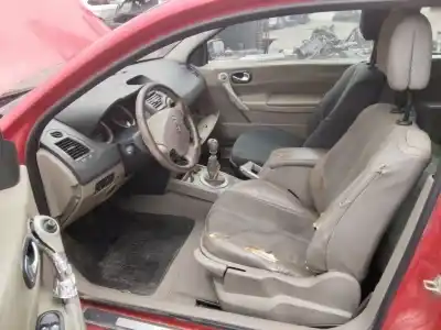 Veículo de Sucata renault megane ii berlina 5p confort authentique do ano 2001 alimentado 