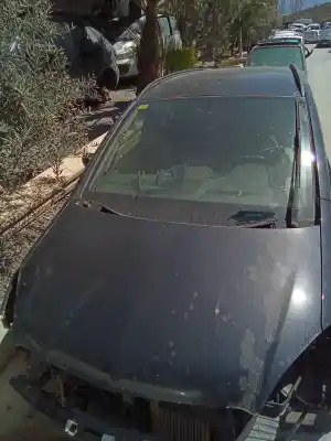 Veículo de Sucata opel zafira b cosmo do ano 2001 alimentado z19dt