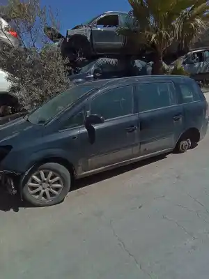 Veículo de Sucata opel zafira b cosmo do ano 2001 alimentado z19dt