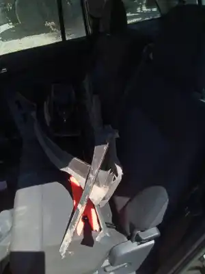 Veículo de Sucata opel zafira b cosmo do ano 2001 alimentado z19dt