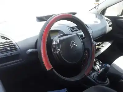 Veículo de Sucata CITROEN C4 COUPE VTS do ano 2001 alimentado 