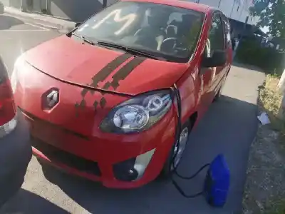 Veículo de Sucata renault twingo societe do ano 2001 alimentado d4f770