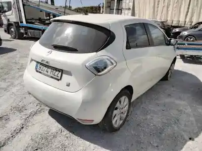 Veículo de Sucata renault zoe zen 69 cv / 51 kw do ano 2001 alimentado 