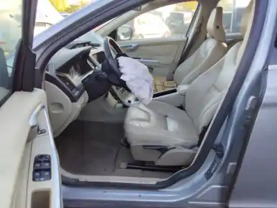 Утилизация автомобиля volvo xc60 i suv (156) 2.4 d / d3 / d4 awd года 2001 питание d5244t5