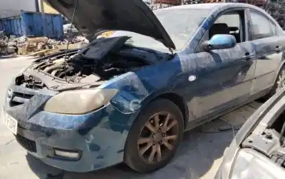 Veículo de Sucata mazda 3 berlina (bk) 1.6 cd diesel cat do ano 2001 alimentado 