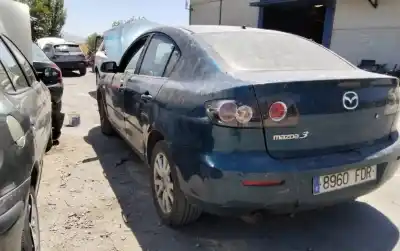 Veículo de Sucata mazda 3 berlina (bk) 1.6 cd diesel cat do ano 2001 alimentado 