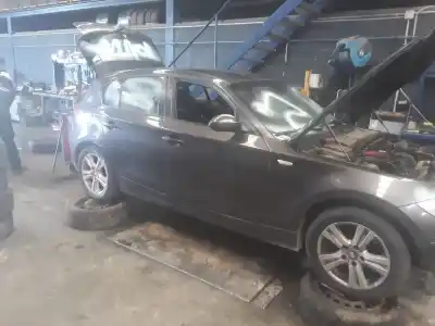 Veículo de Sucata BMW SERIE 1 BERLINA (E81/E87) 116d do ano 2001 alimentado D20A