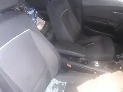 Veículo de Sucata bmw serie 1 berlina (e81/e87) 116d do ano 2001 alimentado d20a