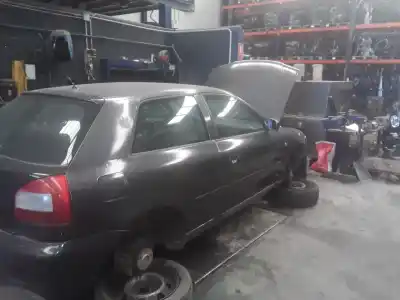 Veículo de Sucata audi a3 (8l) 1.9 tdi do ano 2001 alimentado 