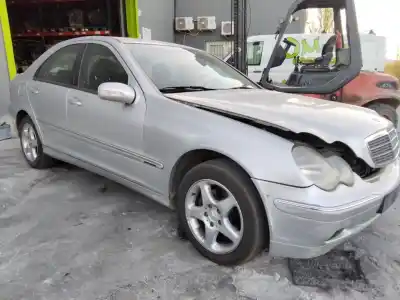Scrapping Vehicle MERCEDES-BENZ CLASE C (W203) C 220 CDI (203.006) of the year 2001 powered 0