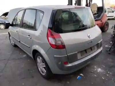Veicolo di demolizione renault scenic ii authentique 120 cv / 88 kw dell'anno 2001 alimentato 