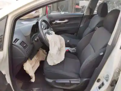 Scrapping Vehicle toyota                                             auris                                                                                                                                                                                                                                                      active                                                                                                                                                                                                                                                     of the year 2001 powered tmi e12