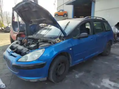 Scrapping Vehicle peugeot 307 break / sw (s1) 307 break / sw (s1) (2002 - 2005) of the year 2001 powered 