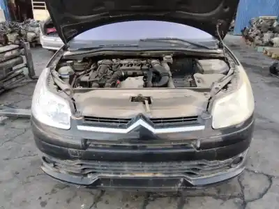 Veículo de Sucata citroen c4 coupe by loeb do ano 2001 alimentado 