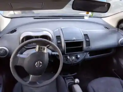 Veículo de Sucata nissan note (e11e) acenta do ano 2001 alimentado 