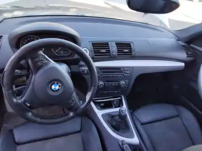 Veículo de Sucata bmw serie 1 berlina (e81/e87) 118d do ano 2001 alimentado 