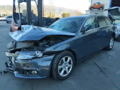 Здавання транспортного засобу audi a4 avant (8k5) (2008) básico року 2001 потужний cag