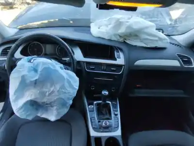 Здавання транспортного засобу audi a4 avant (8k5) (2008) básico року 2001 потужний cag