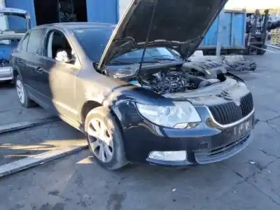 Здавання транспортного засобу skoda superb combi (3t5) ambition року 2001 потужний 