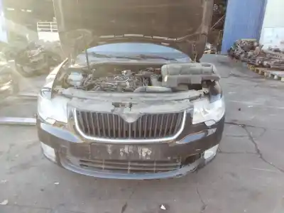 Здавання транспортного засобу SKODA SUPERB COMBI (3T5) Ambition року 2001 потужний 