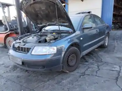 Veículo de Sucata volkswagen passat b5 (3b2) 1.9 tdi do ano 2001 alimentado 0