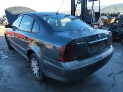 Veículo de Sucata volkswagen passat b5 (3b2) 1.9 tdi do ano 2001 alimentado 0