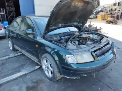 Veículo de Sucata volkswagen passat b5 (3b2) 1.9 tdi do ano 2001 alimentado 0
