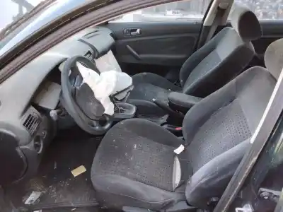 Veículo de Sucata volkswagen passat b5 (3b2) 1.9 tdi do ano 2001 alimentado 0