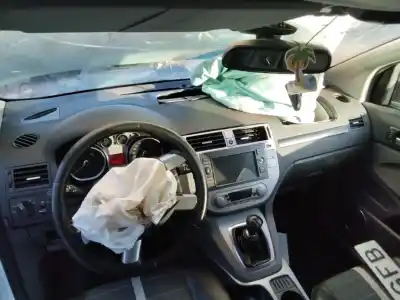 Veículo de Sucata ford kuga (cbv) titanium do ano 2001 alimentado 