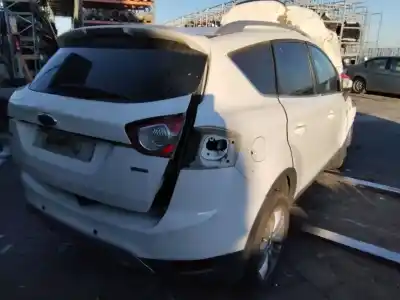 Veículo de Sucata ford kuga (cbv) titanium do ano 2001 alimentado 