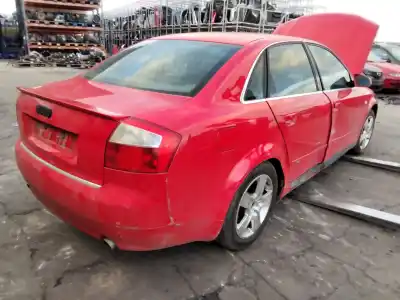 Veículo de Sucata audi a4 berlina (8e) 1.8 20v turbo do ano 2001 alimentado 