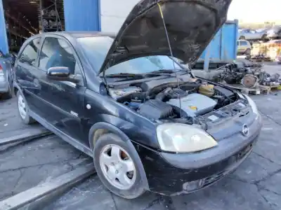 Veículo de Sucata opel corsa c club do ano 2001 alimentado 