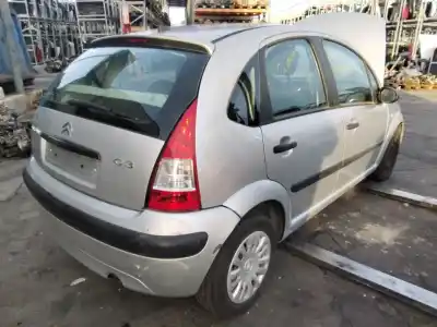 Veículo de Sucata citroen c3 1.4 16v sensodrive x-tr do ano 2001 alimentado 
