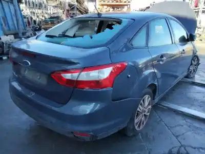 Veículo de Sucata ford focus lim. (cb8) titanium do ano 2001 alimentado pnda