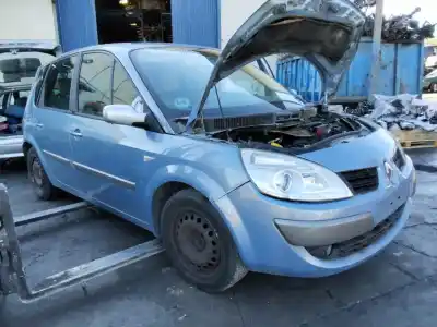 Veicolo di demolizione renault scenic ii adventure by coronel tapiocca dell'anno 2001 alimentato 